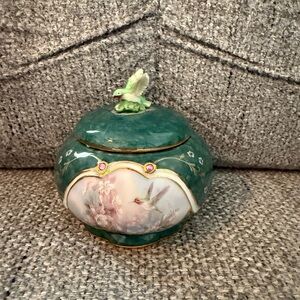 Elegant Green Porcelain Trinket Music Box with Bird Accent